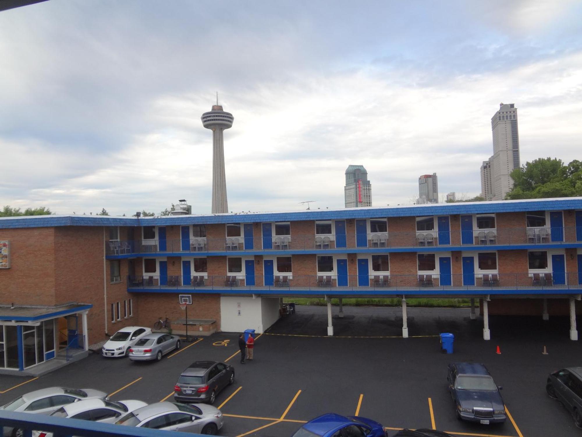 Empress Inn And Suites By The Falls Niagara Falls Exterior foto