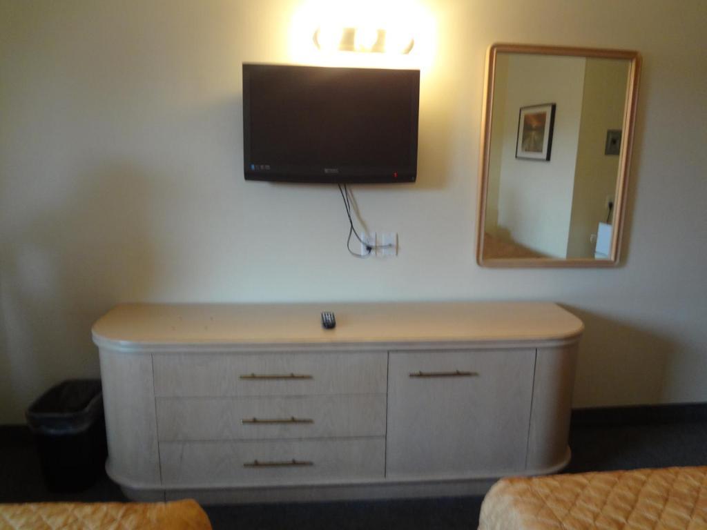 Empress Inn And Suites By The Falls Niagara Falls Habitación foto